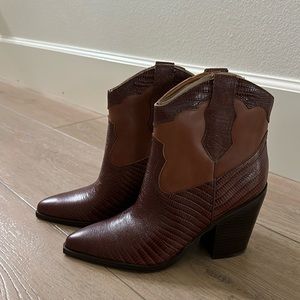 Marc Fisher Brown Gona Western Bootie NEW Size 10M